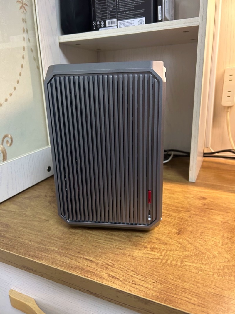新しい ITX アルミニウム合金 PC ケース垂直 GPU  - Pc Gaming High End のレビューと価格