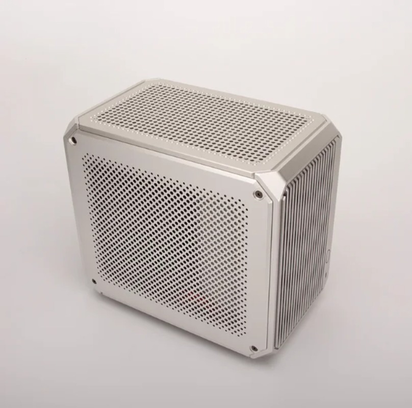 新しい ITX アルミニウム合金 PC ケース垂直 GPU  - Pc Gaming High End のレビューと価格
