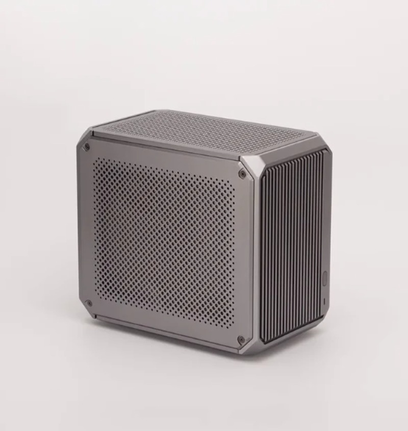 新しい ITX アルミニウム合金 PC ケース垂直 GPU  - Pc Gaming High End のレビューと価格
